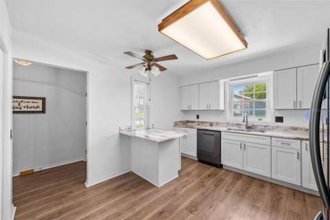 37420 Teaberry Loop, Zephyrhills FL - photo 15 of 45