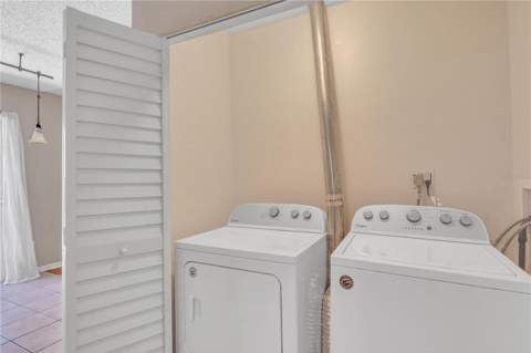 1018 Malcolm Court, Oviedo FL - photo 8 of 28