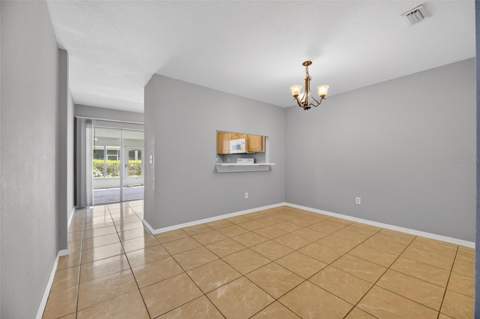 2258 Fluorshire Drive, Brandon FL - photo 12 of 48