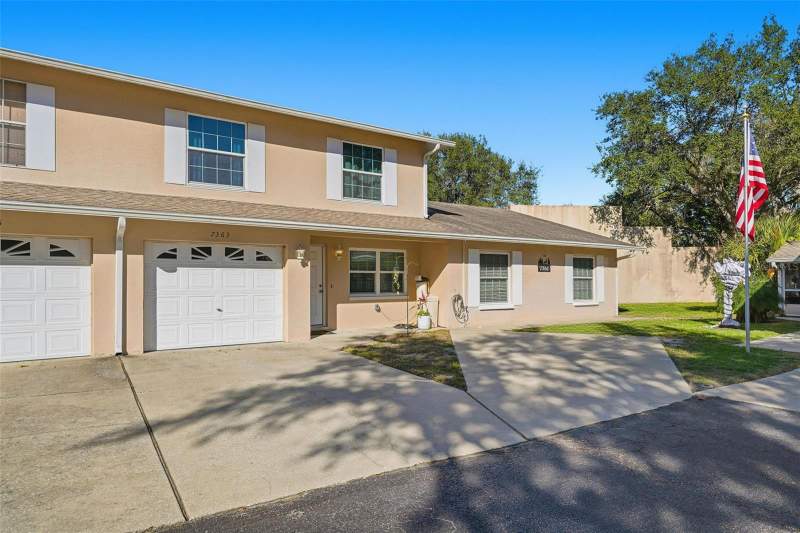 3 bedroom Townhouse at 7363 62nd Avenue, Village At Bonnie Bay, Pinellas Park — photo 2