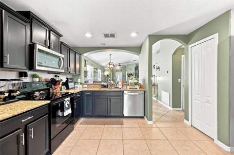 1111 Seminole Sky Drive, Ruskin FL - photo 16 of 54