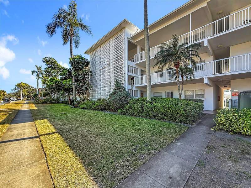 Disston Arms Apartments Condo