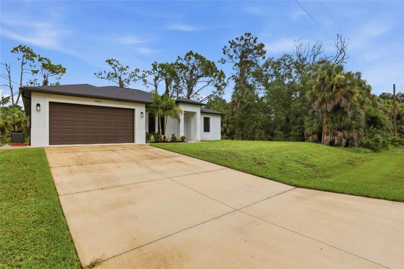 3 bedroom Single Family Residence at 14390 Maddock Avenue, Port Charlotte Sec 048, Port Charlotte — photo 3
