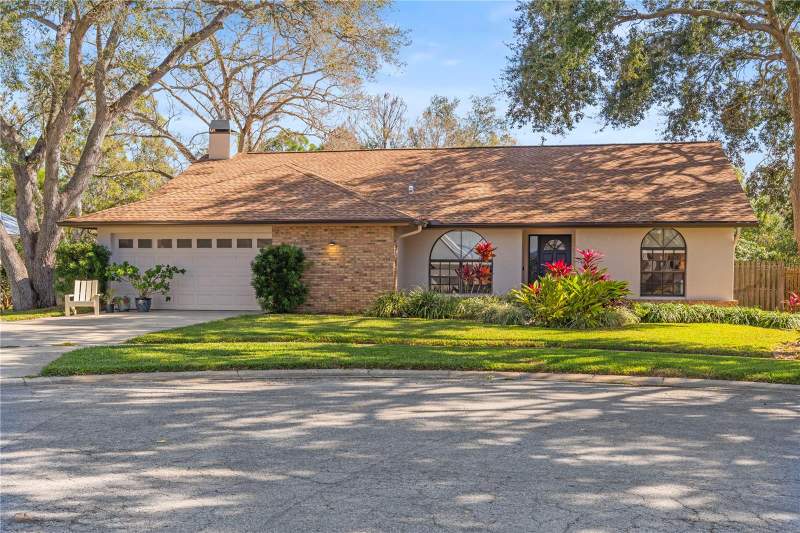 4 bedroom Single Family Residence at 1843 JUANITA COURT, ROSETREE OAKS UNIT II, CLEARWATER — photo 1