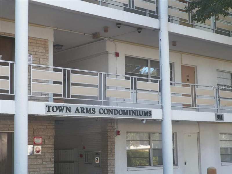 2 bedroom Condominium at 911 Washington Avenue #304, Town Arms Apts Condo, Largo — photo 1