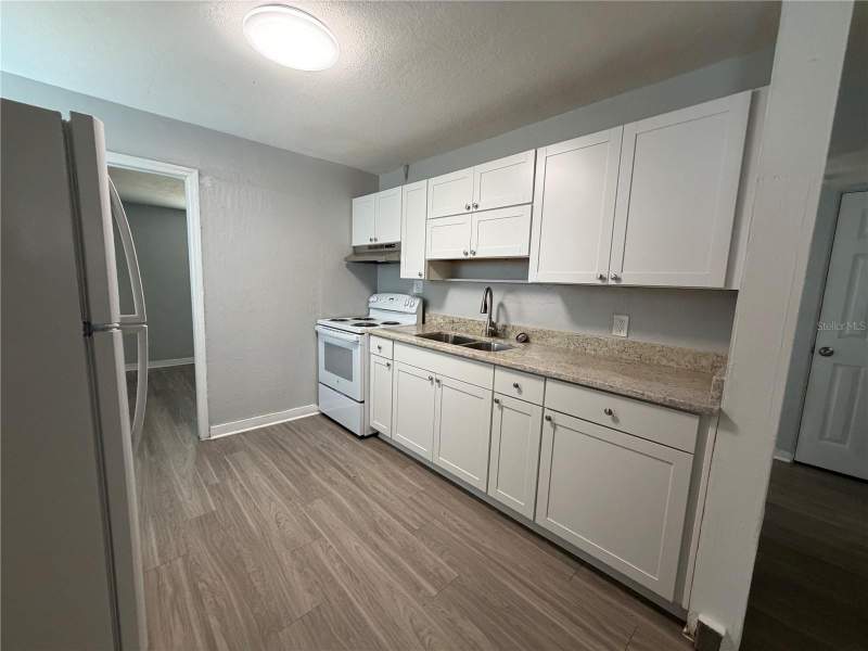 4 bedroom Single Family Residence at 2935 Dr Martin Luther King Jr Street, Pallanza Park Rep, St Petersburg — photo 5