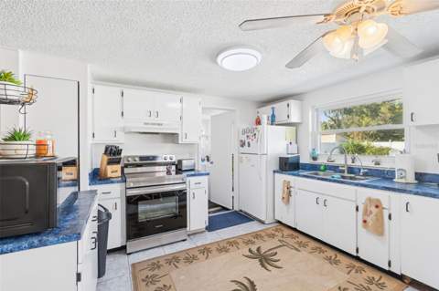 6503 Amundson Court, Tampa FL - photo 22 of 71