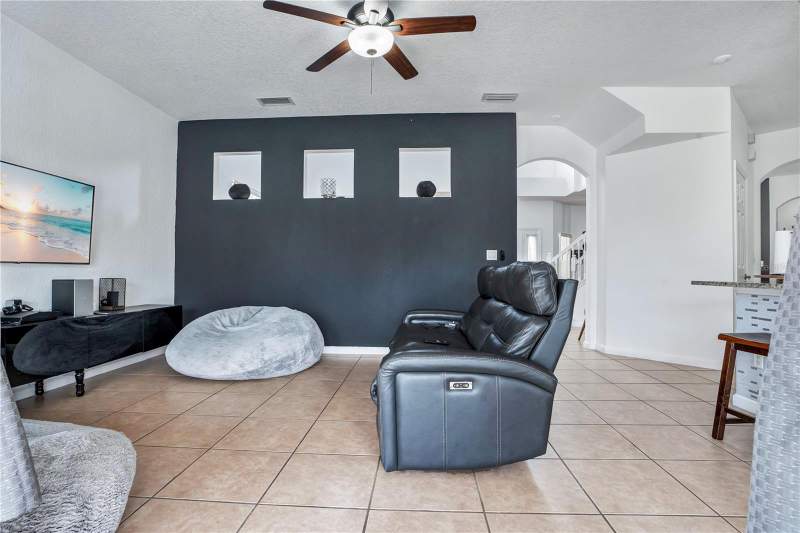 5 bedroom Single Family Residence at 3571 MAPLE RIDGE LOOP, FOREST EDGE PH 2, KISSIMMEE — photo 4