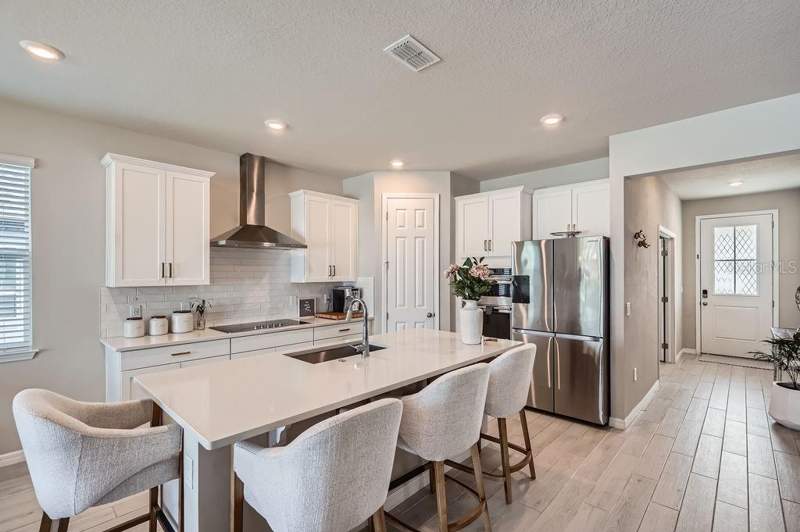 5 bedroom Single Family Residence at 2277 Crossbow Street, Villages/Minneola Hills Ph 1A, Clermont — photo 4
