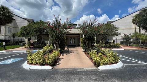 1924 Lake Atriums Circle #56, Orlando FL - photo 18 of 20