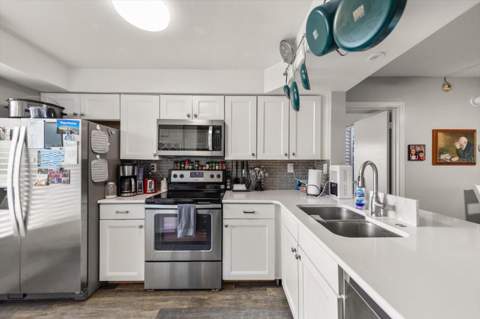 6219 Palma Del Mar Boulevard #102, St Petersburg FL - photo 7 of 31