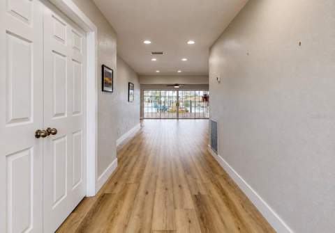 6513 Abaco Drive, Apollo Beach FL - photo 9 of 62