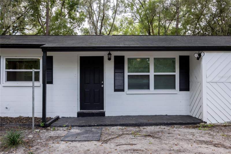 4 bedroom Single Family Residence at 14637 NE 145th Avenue, Not Assigned, Waldo — photo 4
