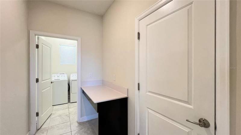 5 bedroom Single Family Residence at 3029 Prelude Lane, Storey Lake Ph I-3B, Kissimmee — photo 5