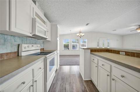 2100 Kings Hwy #206, Port Charlotte FL - photo 8 of 28