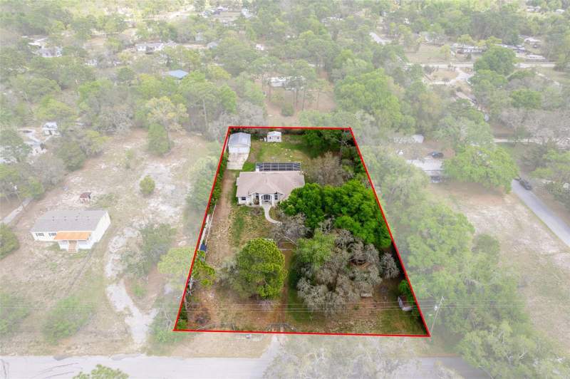 5 bedroom Single Family Residence at 17948 Greensboro Street, Leisure Hills, Spring Hill — photo 4