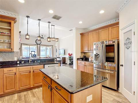 3843 Golden Knot Drive, Kissimmee FL - photo 6 of 36