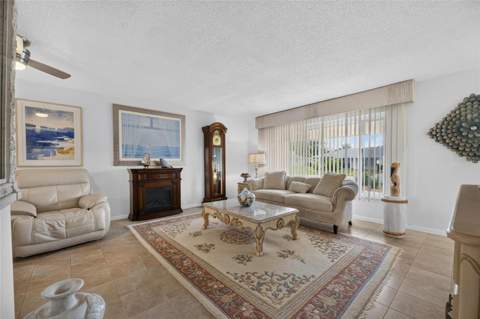 1516 New Bedford Drive, Sun City Center FL - photo 15 of 90