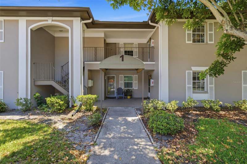 2 bedroom Condominium at 5265 E BAY DRIVE #114, BAY OAKS CONDO, CLEARWATER — photo 1