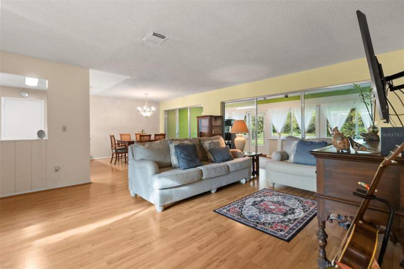 2 bedroom Single Family Residence at 10409 Hidden Lane, Lime Tree Village, Orlando — photo 4