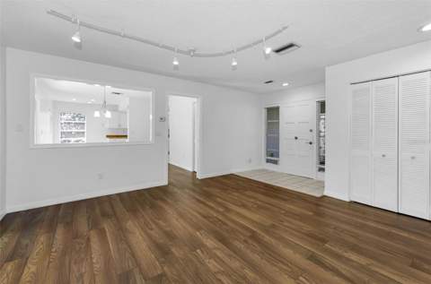 1529 E Dorchester Drive, Palm Harbor FL - photo 6 of 6