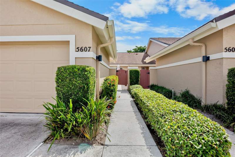 2 bedroom Villa at 5607 Monte Rosso Road, Riviera Club Village Longwood Run Ph 02 Amd, Sarasota — photo 3