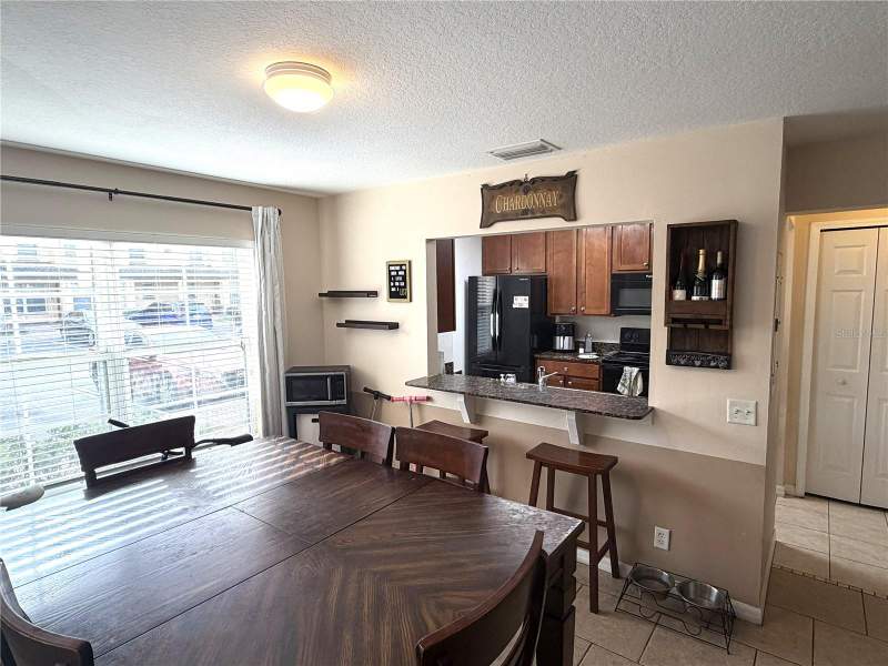 3 bedroom Townhouse at 3858 Island Way, Coquina Key Twnhms, St Petersburg — photo 5