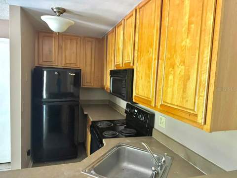 5962 Westgate Drive #204, Orlando FL - photo 9 of 33