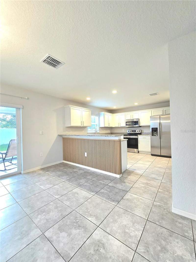 3 bedroom Townhouse at 9553 Tocobaga Place, Landings At Alafia, Riverview — photo 3