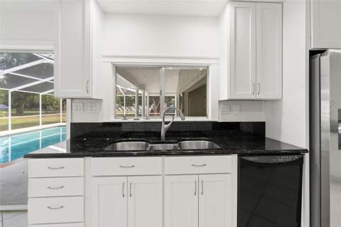 1106 Hummingbird Lane, Brandon FL - photo 14 of 53