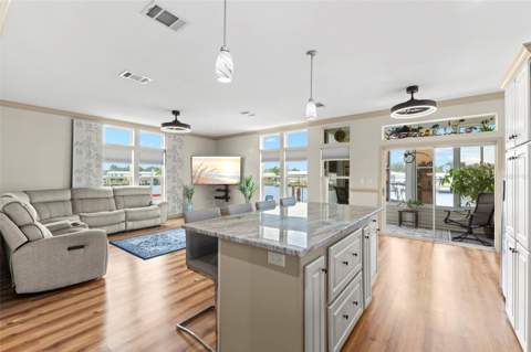 7174 Mount Arlington Drive #419, St Petersburg FL - photo 9 of 39