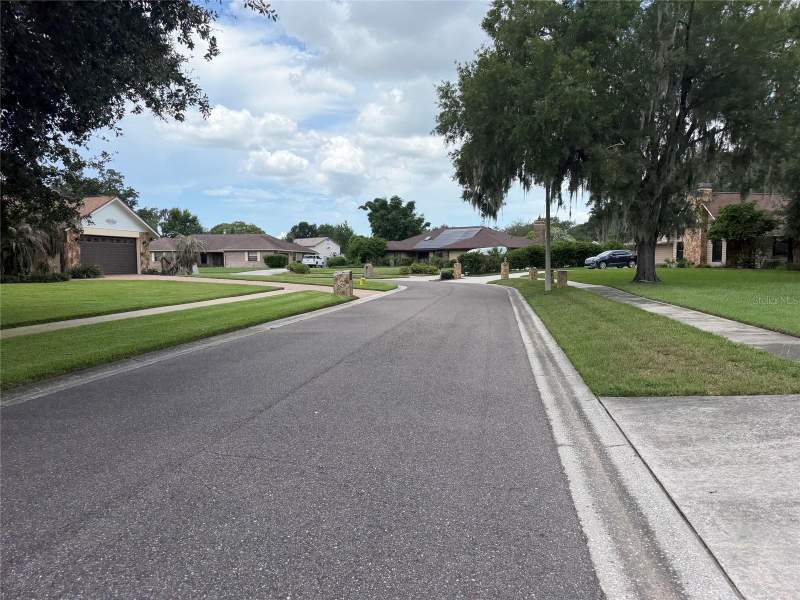 3 bedroom Single Family Residence at 4614 Duxberry Lane, Colony South, Valrico — photo 2