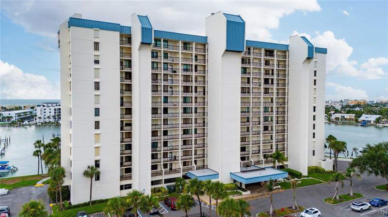 Courageous The Condo