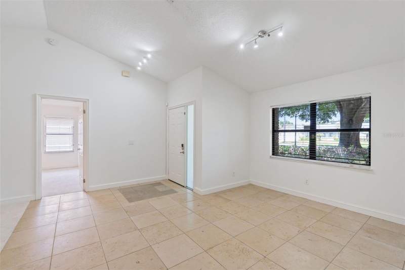3 bedroom Single Family Residence at 9433 PALM TREE DRIVE, SILVER WOODS PH 03, WINDERMERE — photo 3