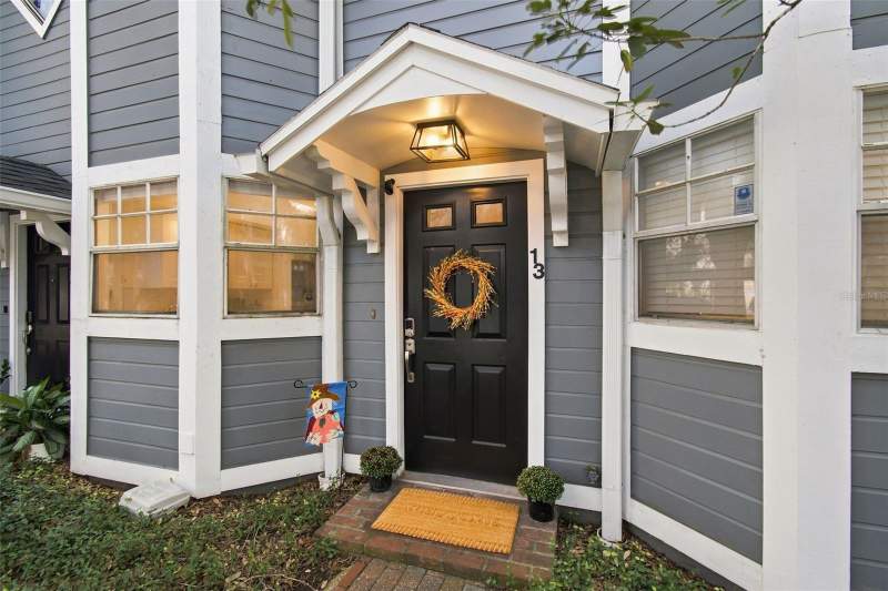 The Villas Of Hyde ParkCondos for Sale in Tampa, FL