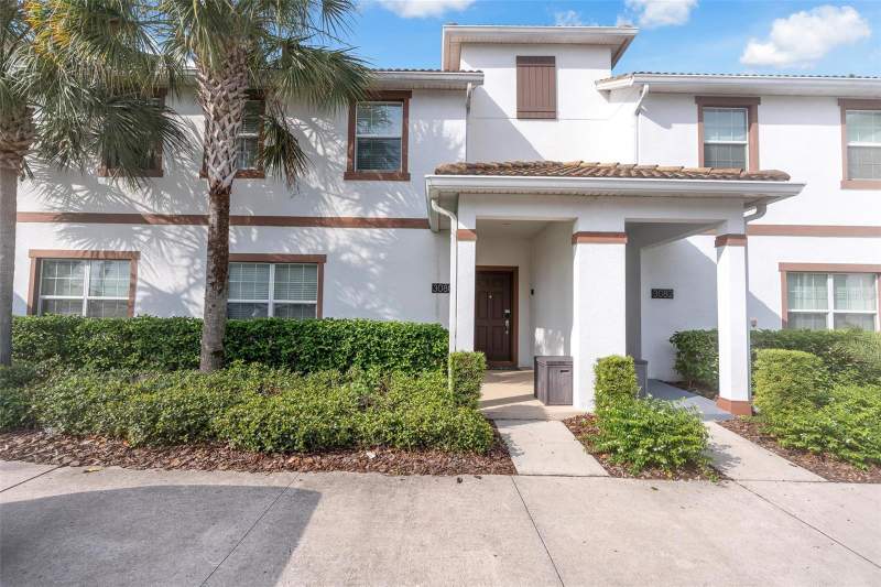 4 bedroom Townhouse at 3080 Juliet Drive, Storey Lake Ph 2, Kissimmee — photo 3
