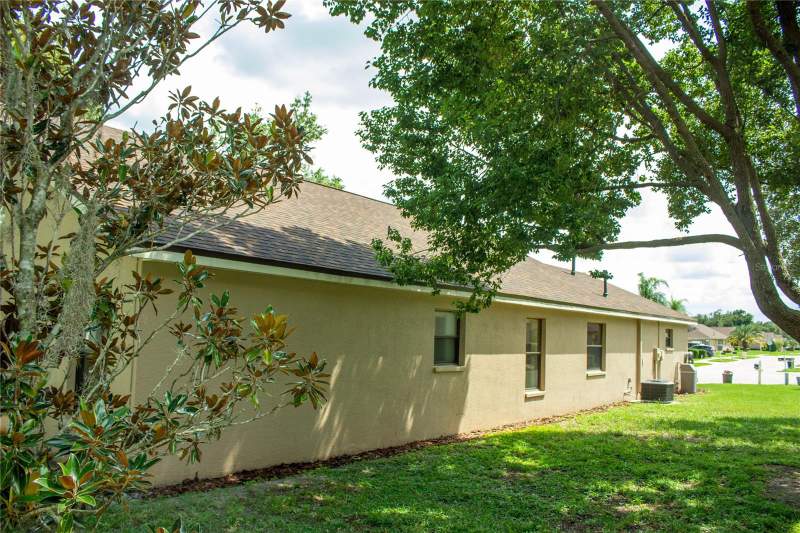 2 bedroom Single Family Residence at 13753 Bryndlewood Court, Preserve At Fairway Oaks, Hudson — photo 4
