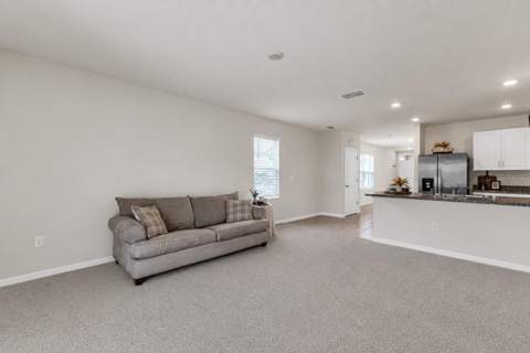 1702 Walnut Crk Drive, Kissimmee FL - photo 15 of 44