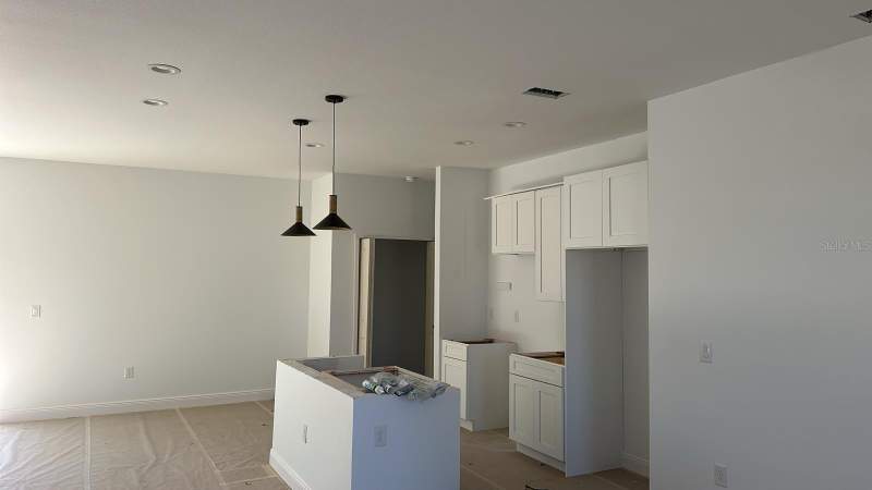 4 bedroom Single Family Residence at 12167 Florence Avenue, Port Charlotte Sec 067, Port Charlotte — photo 5