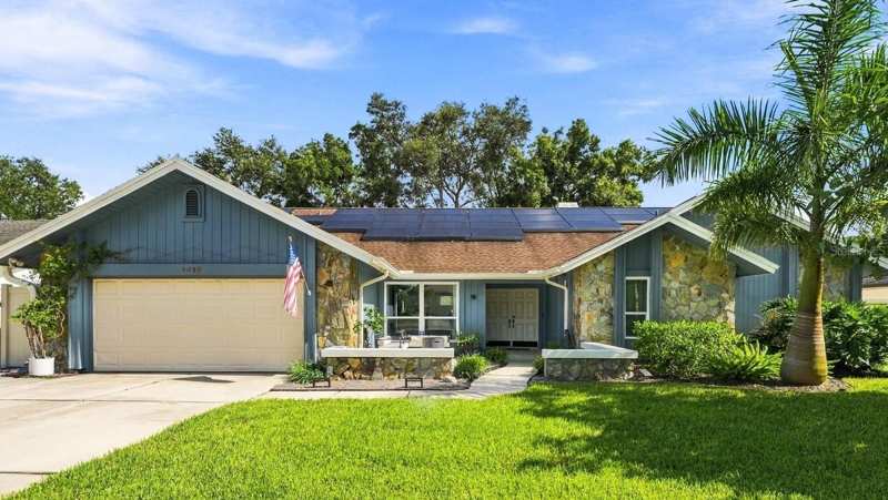 4 bedroom Single Family Residence at 1515 Midnight Pass Way, Coachman Ridge-Tract A-1, Clearwater — photo 1