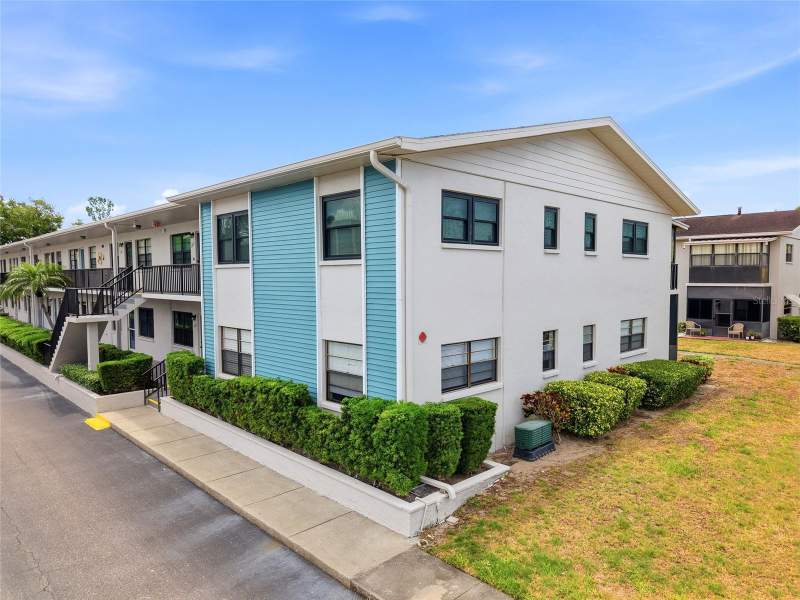 2 bedroom Condominium at 5967 Terrace Park Drive #201, Terrace Park Of Five Towns, St Petersburg — photo 3
