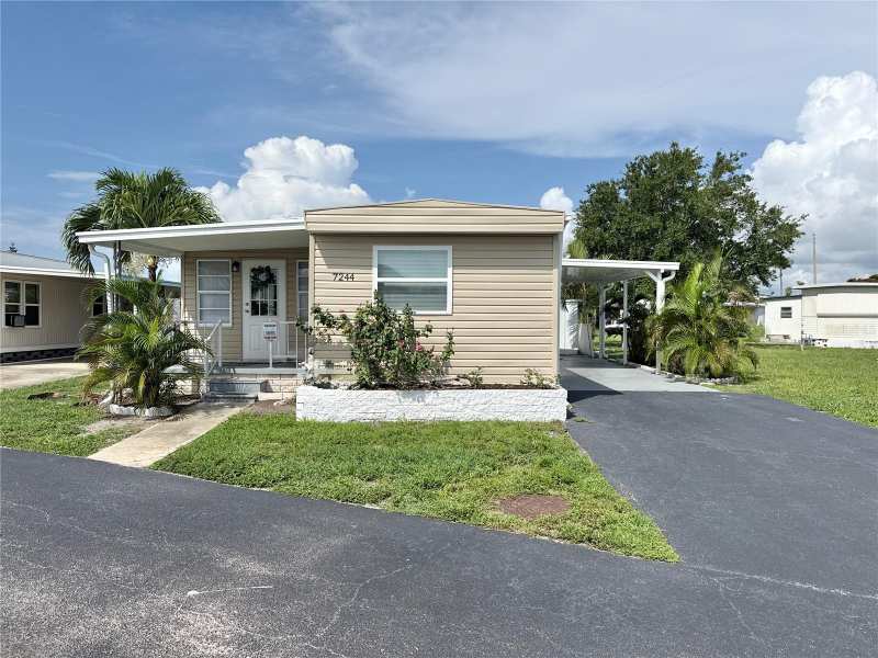 2 bedroom Mobile Home at 7244 Mount Fairfield Road #530, Mobel Americana Mobile Home Park Unrec, St Petersburg — photo 1