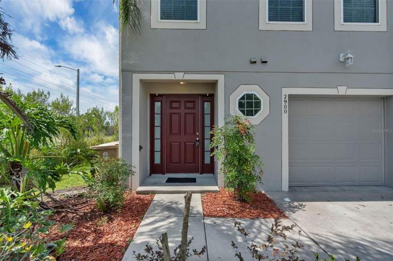 3 bedroom Townhouse at 2900 CLARABELLE COURT, EAGLE BAY PH 1, KISSIMMEE — photo 3