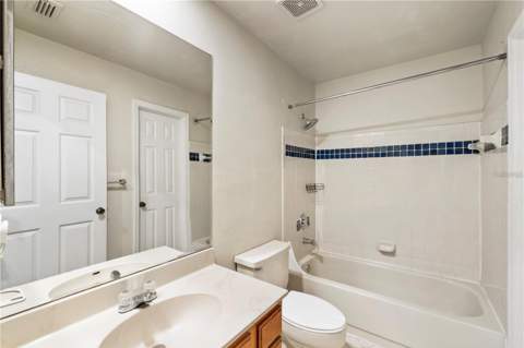 4160 Versailles Drive #4160D, Orlando FL - photo 9 of 20