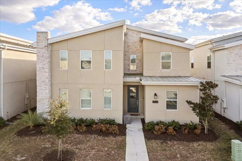 9 bedroom Single Family Residence at 4324 Prologue Way, Cove At Storey Lake 4, Kissimmee — photo 1