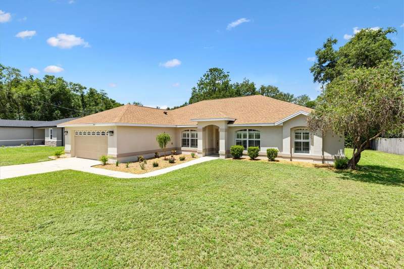 Lake Weir Shores