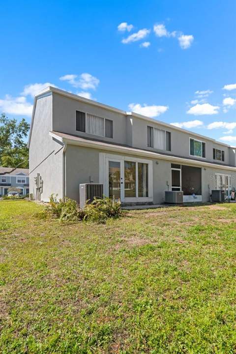 2411 Lake Woodberry Circle, Brandon FL - photo 6 of 57