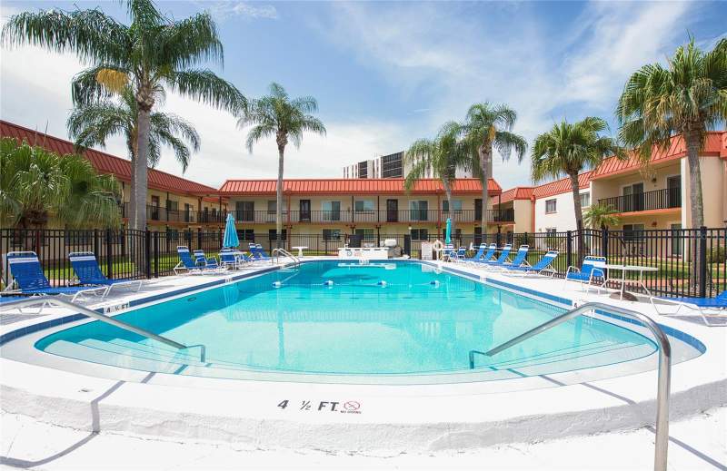 1 bedroom Condominium at 10365 Paradise Boulevard #9, Treasure Island Villas Condo, Treasure Island — photo 4