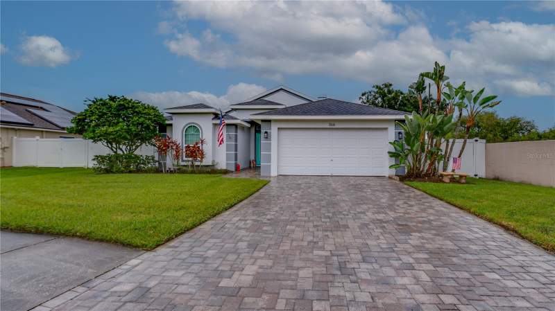 4 bedroom Single Family Residence at 366 Rainforest Court, Fountains At Cypress Lakes The, Oldsmar — photo 2