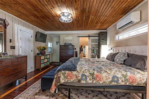 5233 Hill Drive, Zephyrhills FL - photo 22 of 53